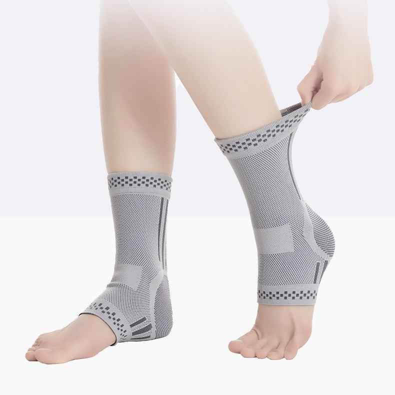Warm Ankle Support Brace – Compression Sleeve for Pain Relief & Injury Recovery.