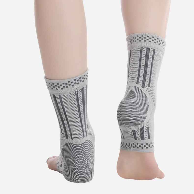 Warm Ankle Support Brace – Compression Sleeve for Pain Relief & Injury Recovery.