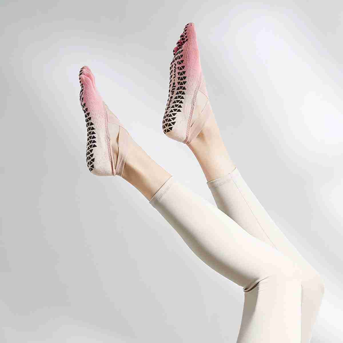 Non-Slip Yoga Socks with Grips – Full Toe Sticky Grip Socks for Yoga, Pilates, Barre & Dance..