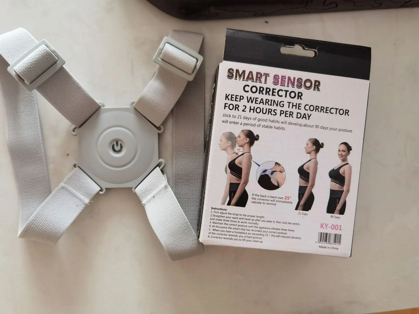 Smart Posture Corrector – Adjustable for Kids & Adults.